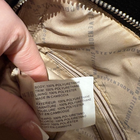 Steve Madden Tote Bag - Picture 10 of 16